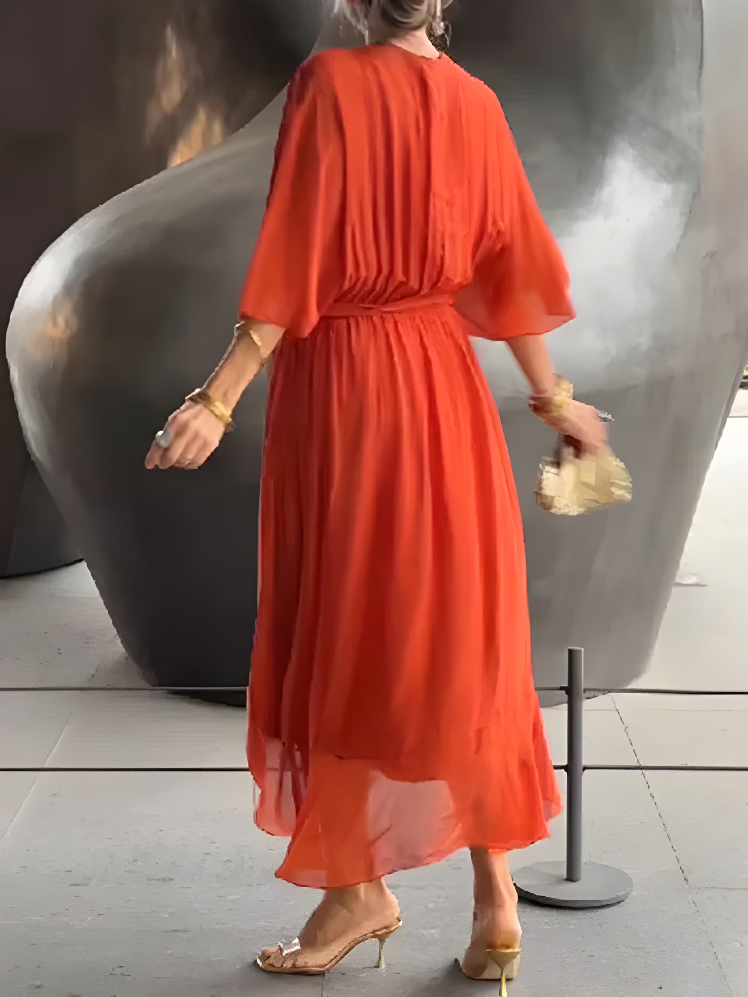 Monica - Robe en mousseline de soie à col en V